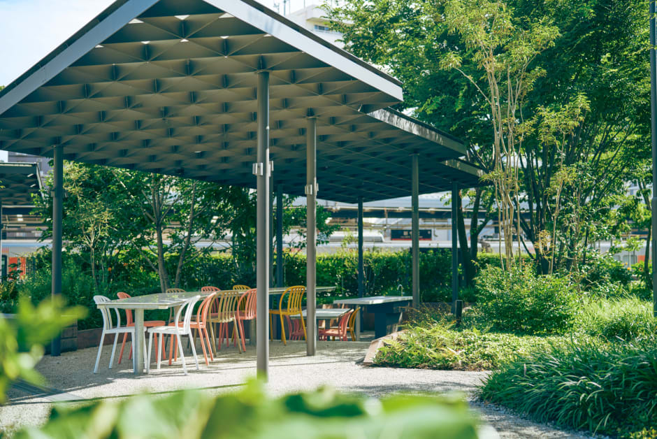 緑豊かなガーデンエリア「みやぐりん」 - OMO7大阪 | 星野リゾート【公式】