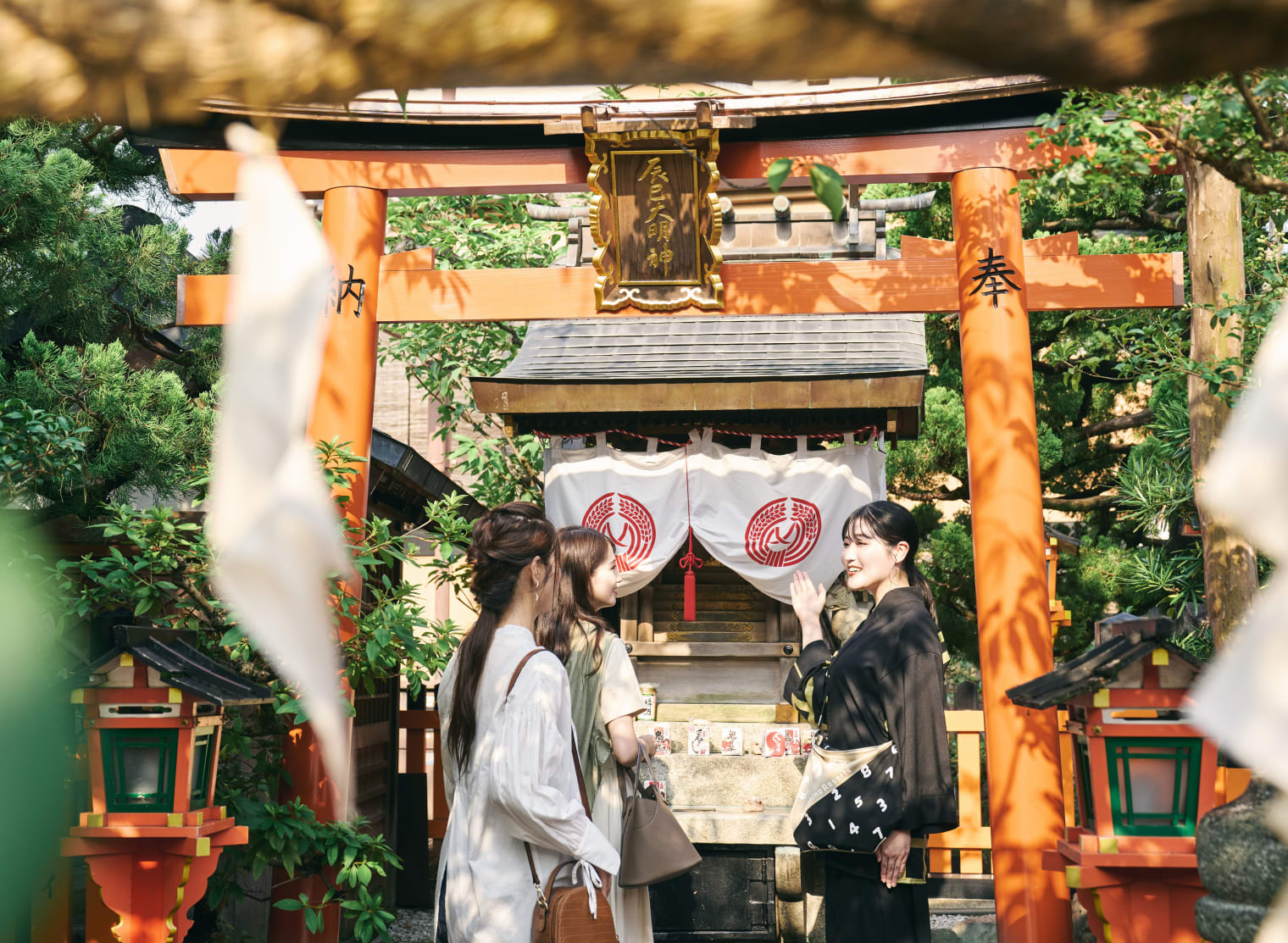 Gion Uruwashi Mon-meguri -Visiting Symbols of Gion | OMO5 Kyoto
